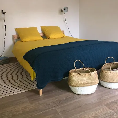 Maison A Deux Pas De La